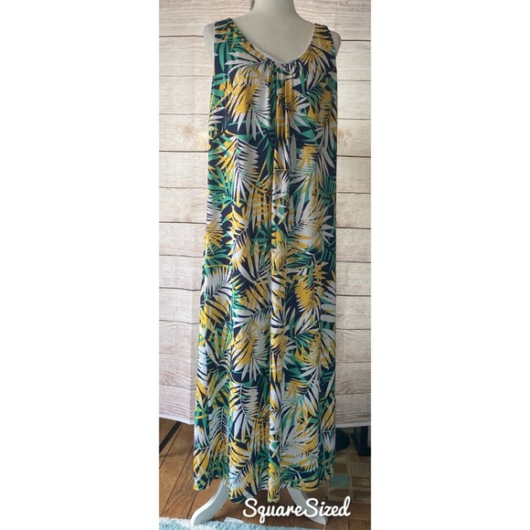GNW Dresses & Skirts - GNW tropical women's maxi dress EUC 2x